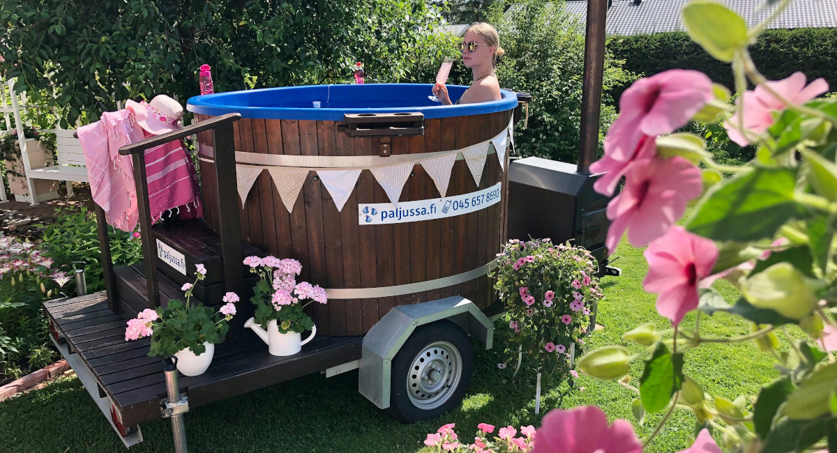 /header-image-summer.jpg